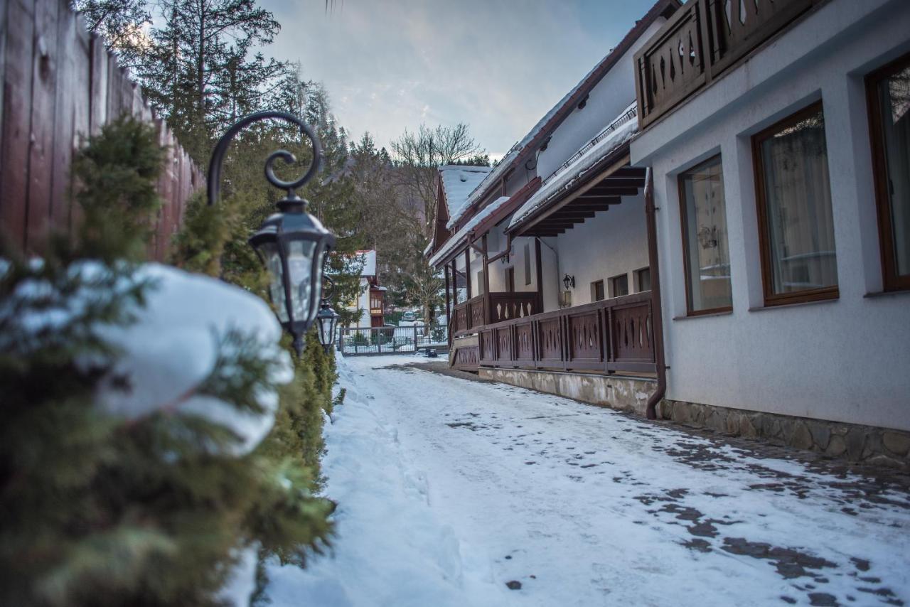 Boga Rooms Sinaia Exterior foto